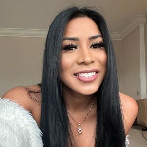 Meet your Posher, Marcela